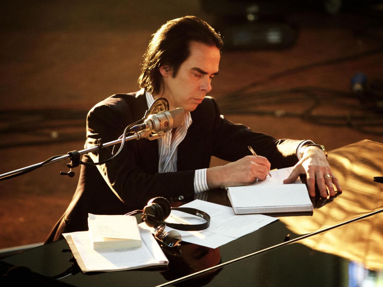 Red Right Hand (tradução) - Nick Cave & The Bad Seeds - VAGALUME