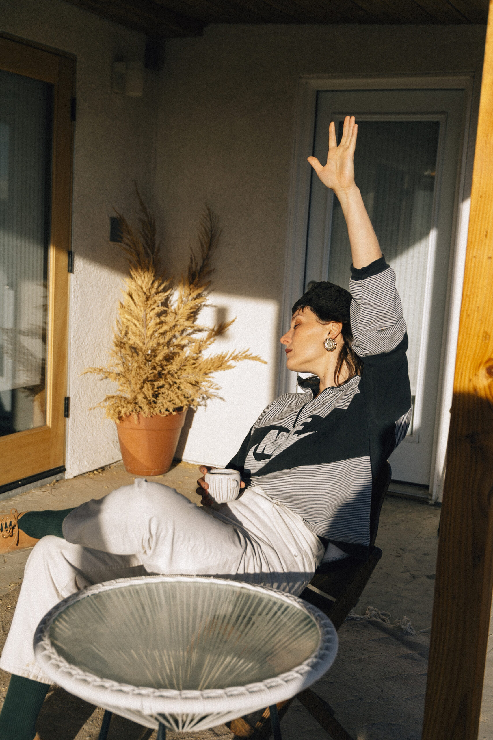 Cate Le Bon sat in her home in Joshua Tree