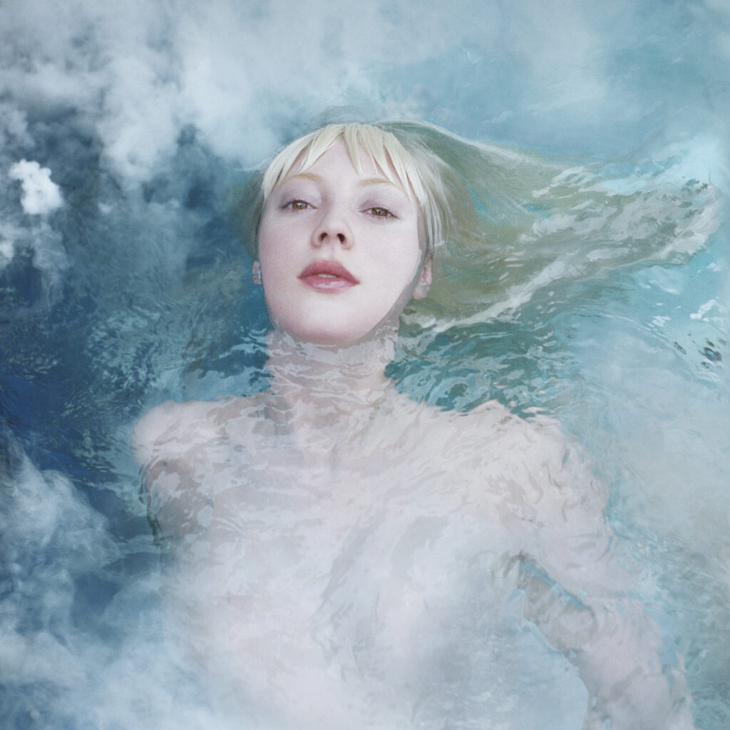 hyd-clearing-album-review-loud-and-quiet